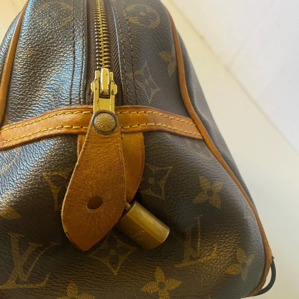 Louis Vuitton Brown Monogram Handbag 11587 - Picture 10 of 11